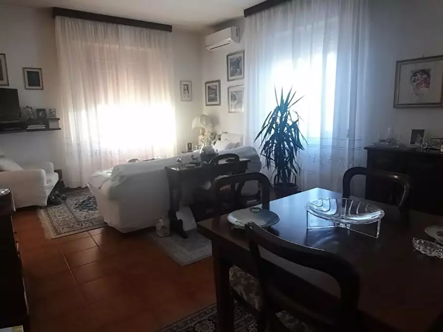 Immagine 20 di Villa in vendita  a Monteriggioni