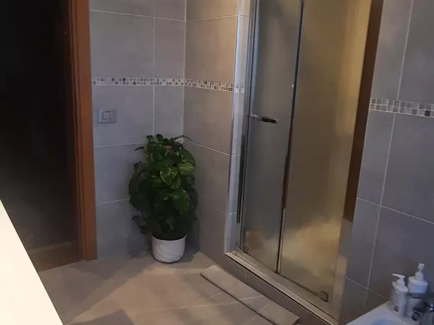 Immagine 19 di Villa in vendita  a Monteriggioni