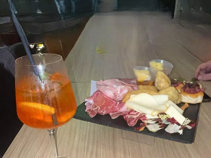Immagine 1 di Bar / Ristorante in vendita  a Collegno