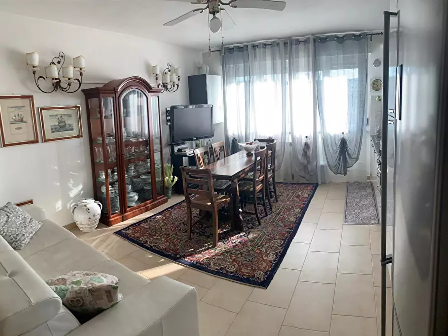 Immagine 2 di Appartamento in vendita  a Pontedera