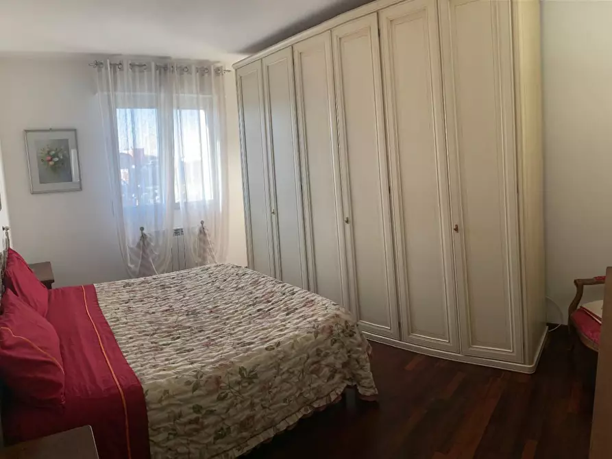 Immagine 6 di Appartamento in vendita  a Pontedera