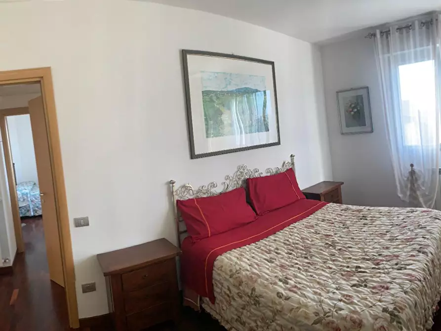 Immagine 7 di Appartamento in vendita  a Pontedera