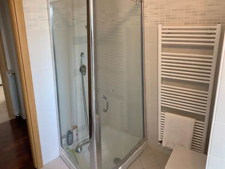 Immagine 14 di Appartamento in vendita  a Pontedera