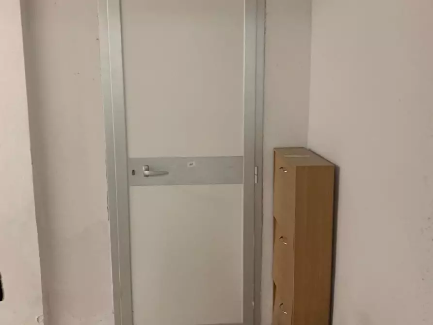 Immagine 17 di Appartamento in vendita  a Pontedera