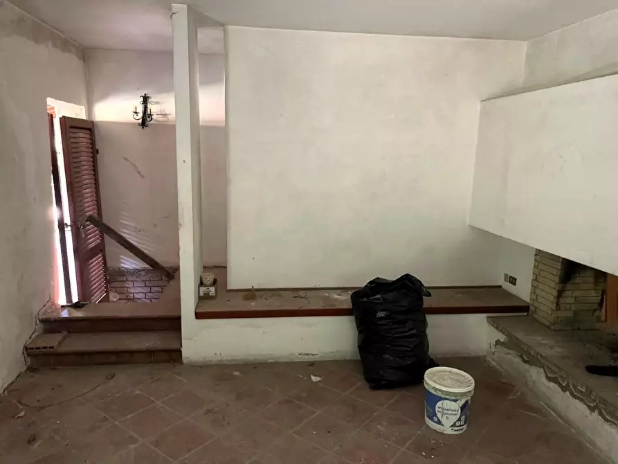 Immagine 17 di Casa indipendente in vendita  a Lajatico