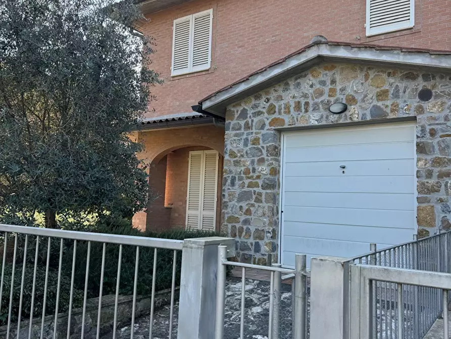 Immagine 25 di Villetta a schiera in vendita  a Monteroni D'arbia