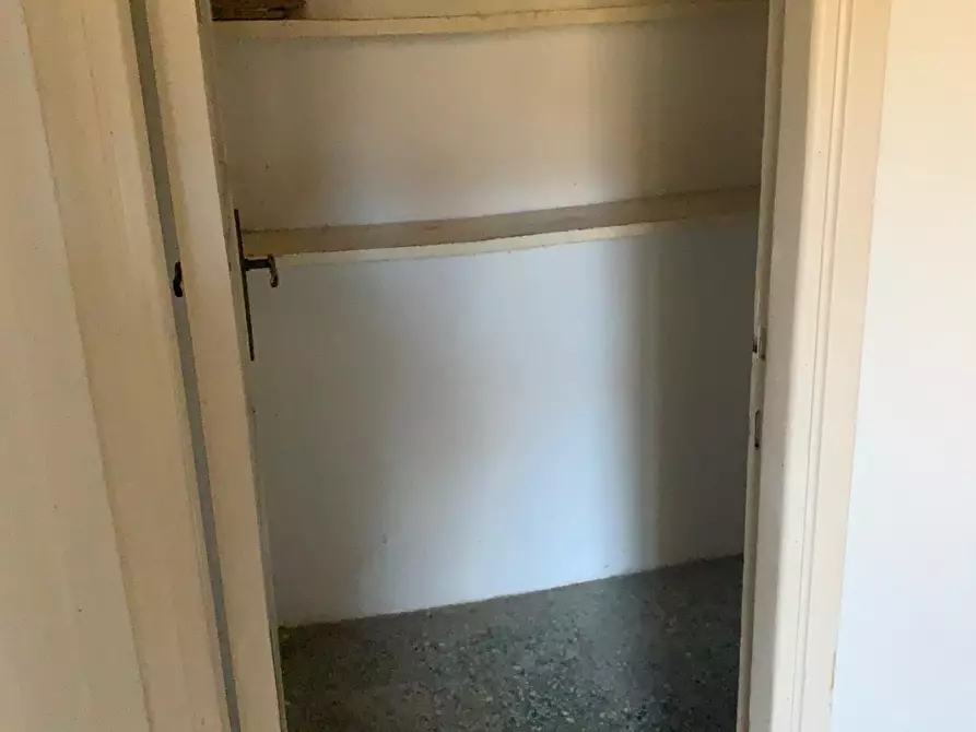 Immagine 4 di Appartamento in vendita  a Pisa