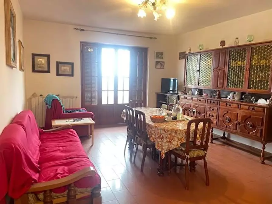 Immagine 16 di Casa bifamiliare in vendita  a Massa