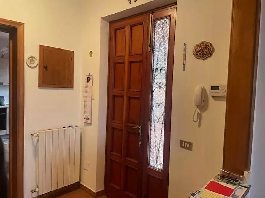 Immagine 14 di Casa bifamiliare in vendita  a Massa