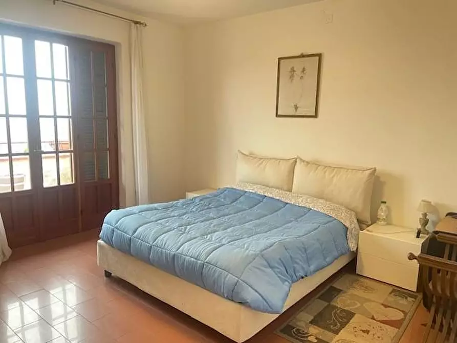 Immagine 25 di Casa bifamiliare in vendita  a Massa