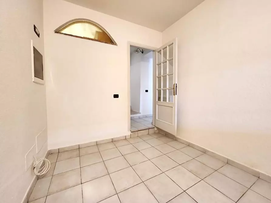 Immagine 30 di Porzione di casa in vendita  a Lucca