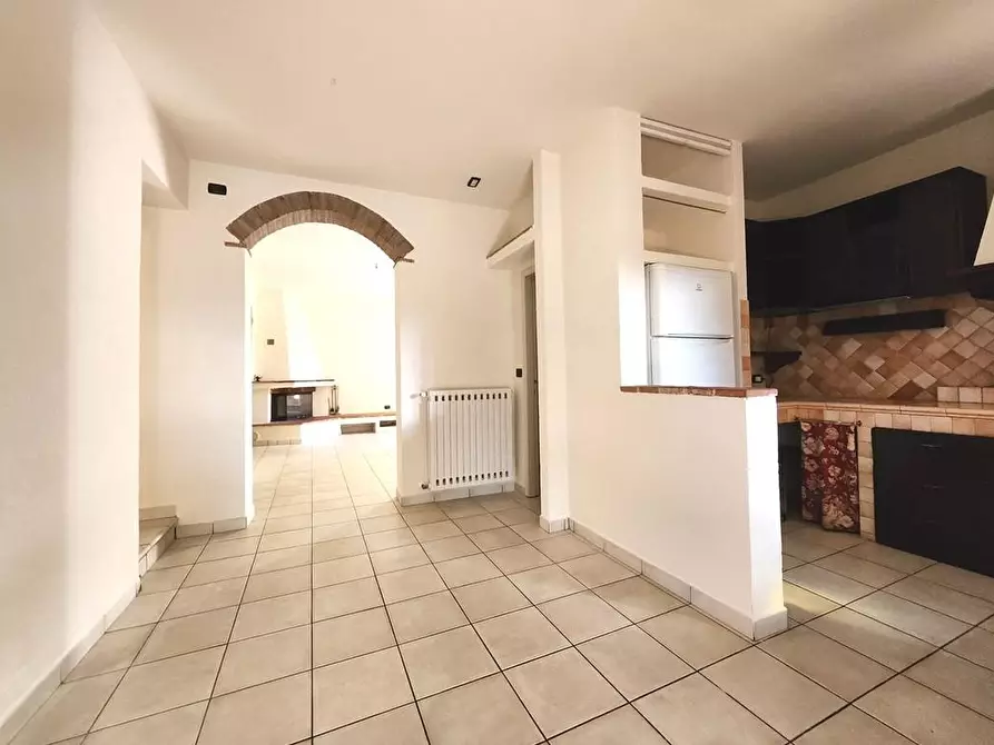 Immagine 25 di Porzione di casa in vendita  a Lucca