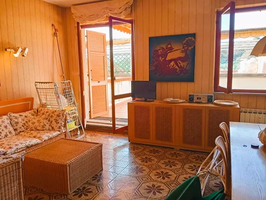 Immagine 14 di Appartamento in vendita  a Lerici