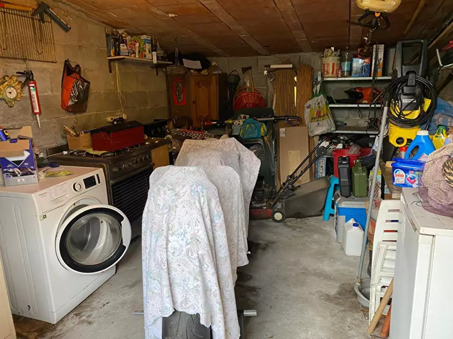 Immagine 15 di Appartamento in vendita  a Capannori