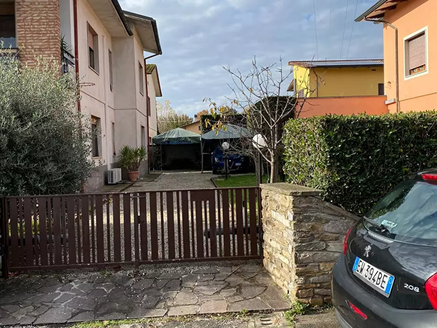 Immagine 17 di Appartamento in vendita  a Capannori