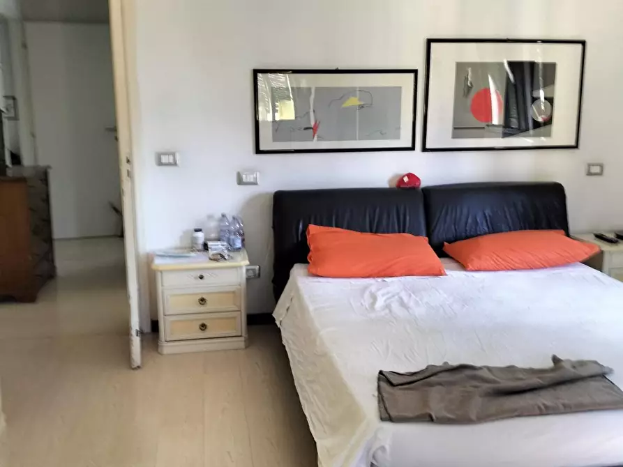 Immagine 8 di Appartamento in vendita  a Carrara