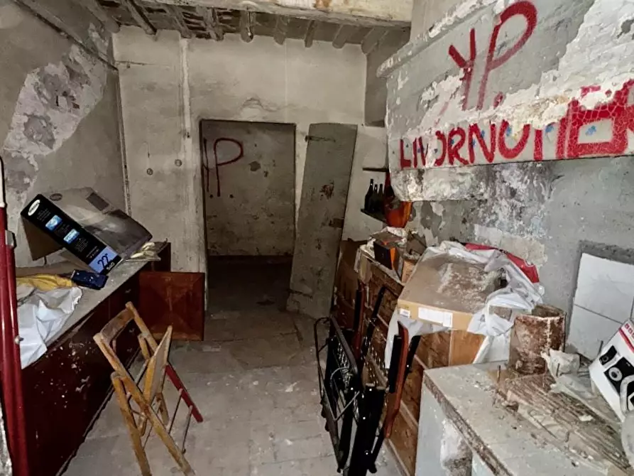 Immagine 15 di Appartamento in vendita  a Pisa