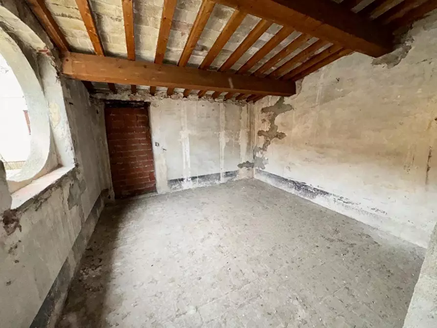 Immagine 12 di Appartamento in vendita  a Pisa