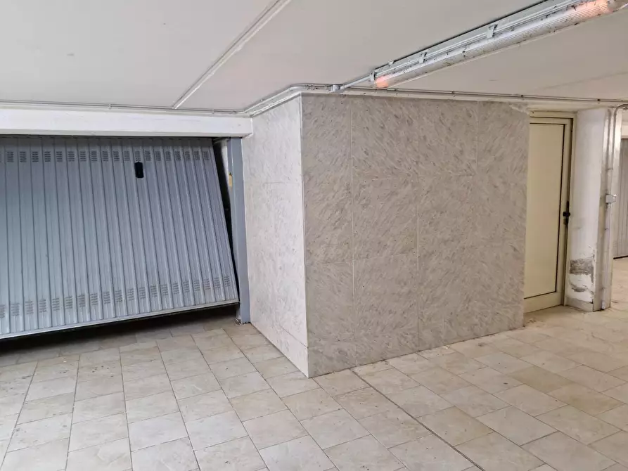 Immagine 29 di Appartamento in vendita  a Campiglia Marittima