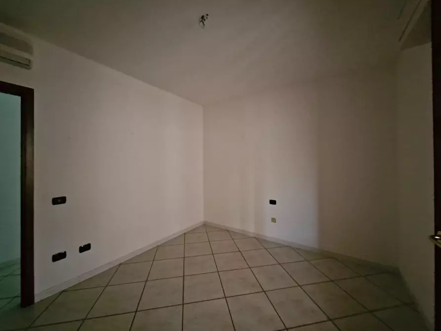 Immagine 7 di Appartamento in vendita  a Campiglia Marittima