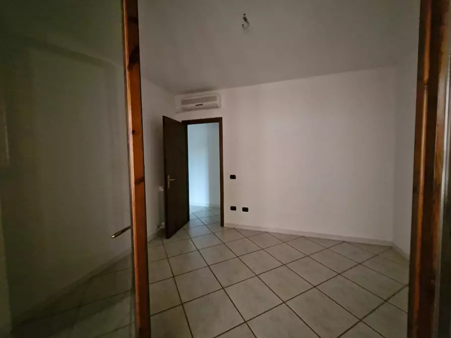 Immagine 12 di Appartamento in vendita  a Campiglia Marittima