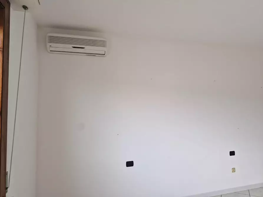 Immagine 4 di Appartamento in vendita  a Campiglia Marittima