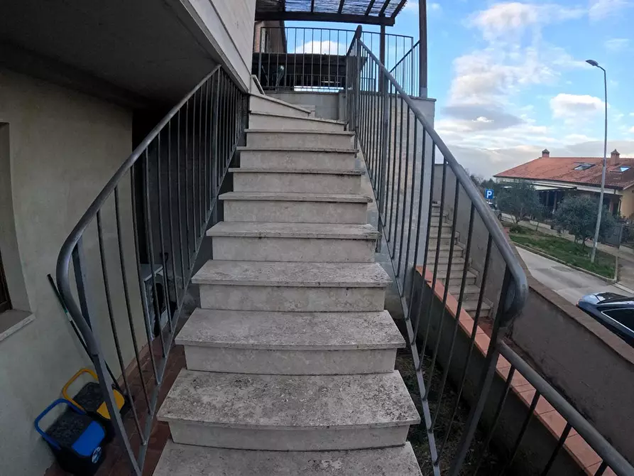 Immagine 10 di Appartamento in vendita  a Casole D'elsa