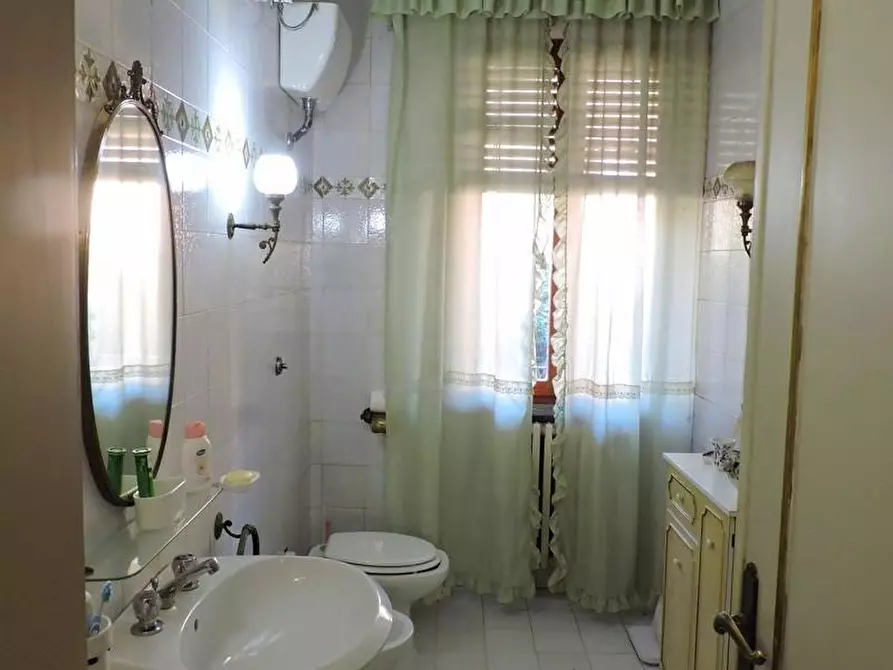 Immagine 24 di Casa bifamiliare in vendita  a San Giuliano Terme