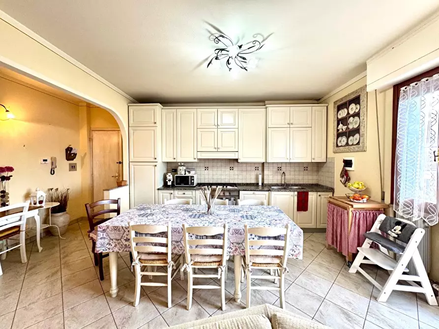 Immagine 7 di Appartamento in vendita  a Vinci