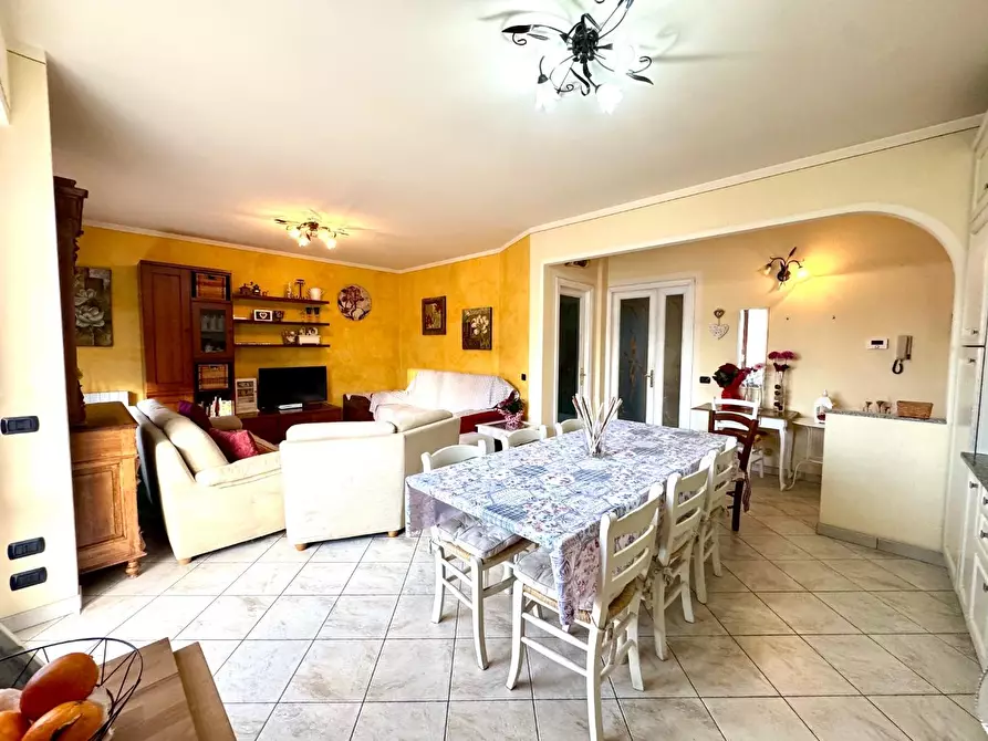 Immagine 14 di Appartamento in vendita  a Vinci