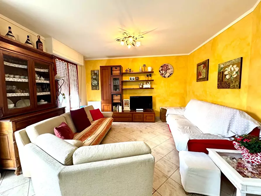 Immagine 11 di Appartamento in vendita  a Vinci