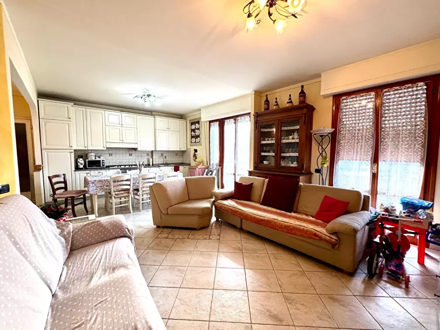 Immagine 9 di Appartamento in vendita  a Vinci