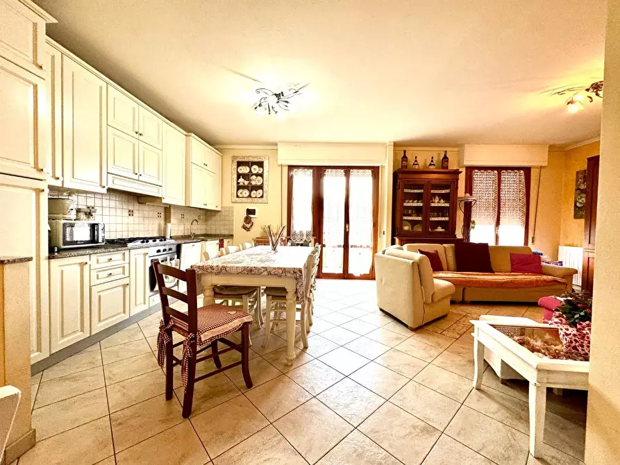 Immagine 3 di Appartamento in vendita  a Vinci