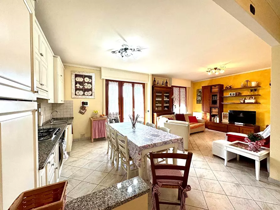 Immagine 1 di Appartamento in vendita  a Vinci