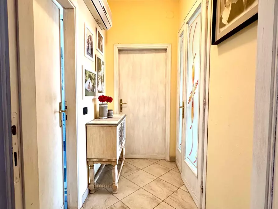 Immagine 21 di Appartamento in vendita  a Vinci