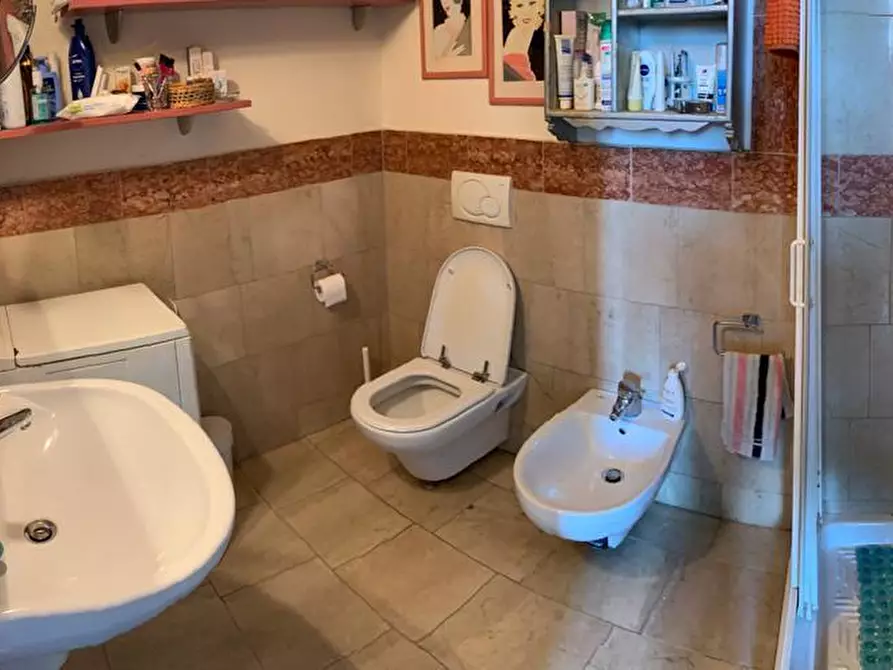 Immagine 19 di Appartamento in vendita  a Pisa