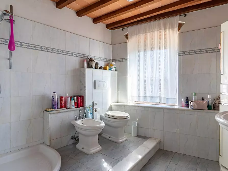 Immagine 38 di Terratetto in vendita  a Lastra A Signa