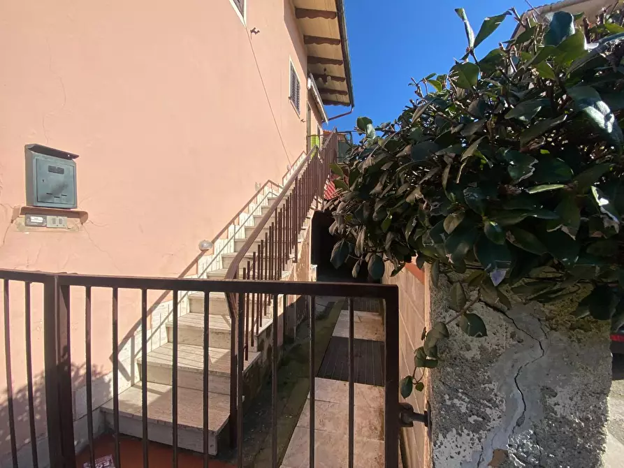 Immagine 2 di Appartamento in vendita  a Santa Maria A Monte