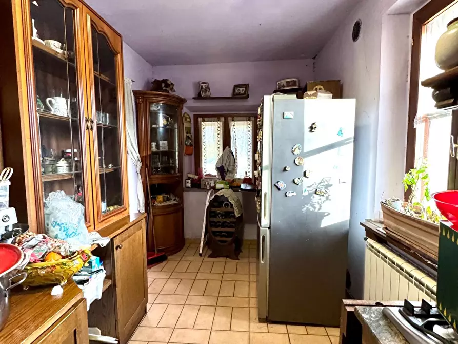 Immagine 32 di Rustico / casale in vendita  a Capraia E Limite
