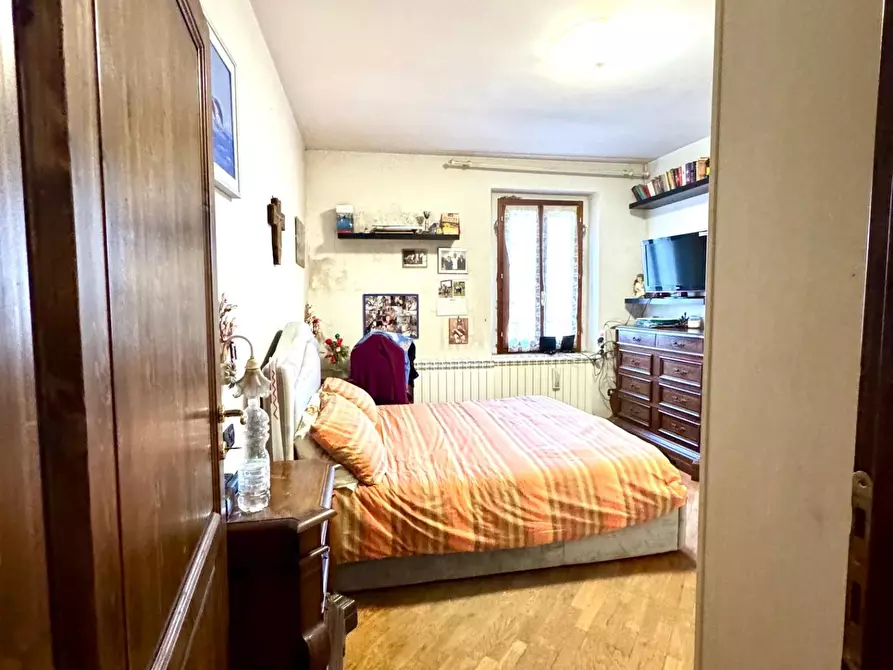 Immagine 33 di Rustico / casale in vendita  a Capraia E Limite