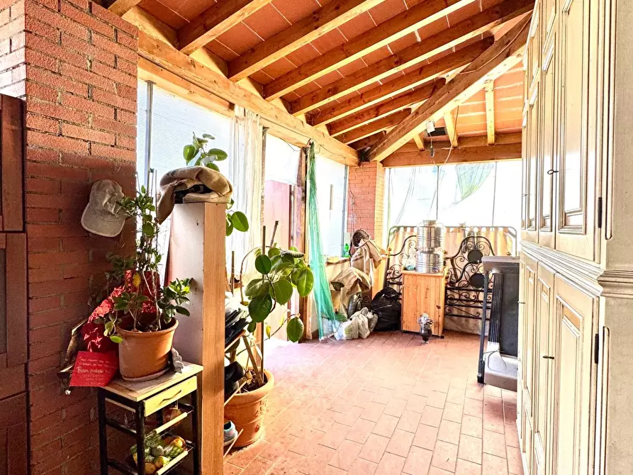 Immagine 7 di Rustico / casale in vendita  a Capraia E Limite