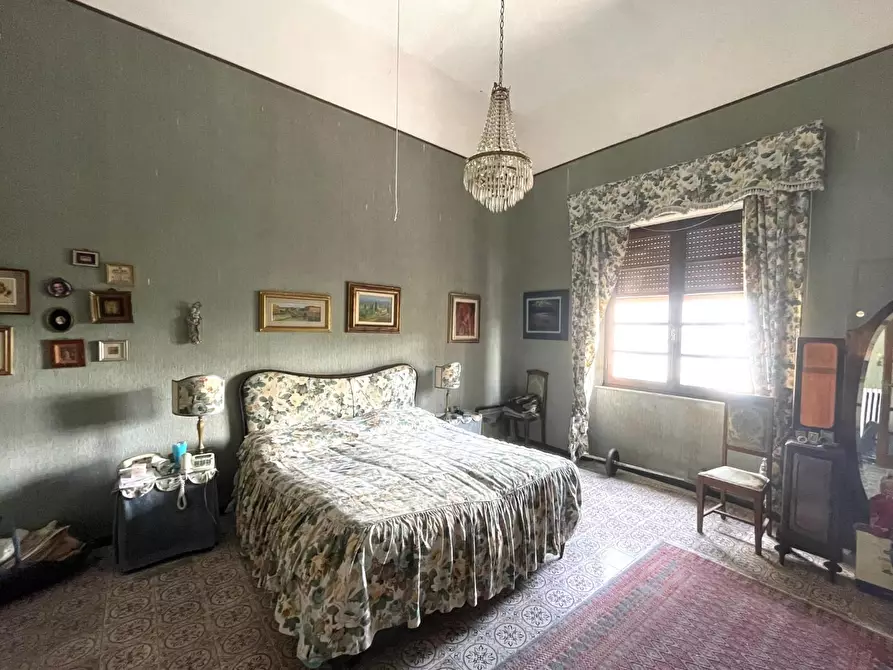 Immagine 56 di Villa in vendita  a Livorno