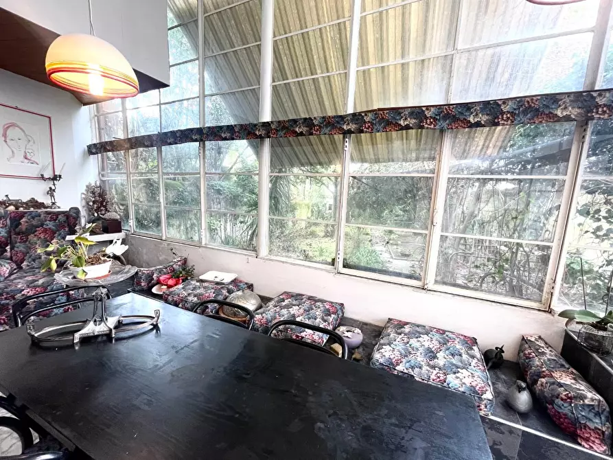 Immagine 19 di Villa in vendita  a Livorno