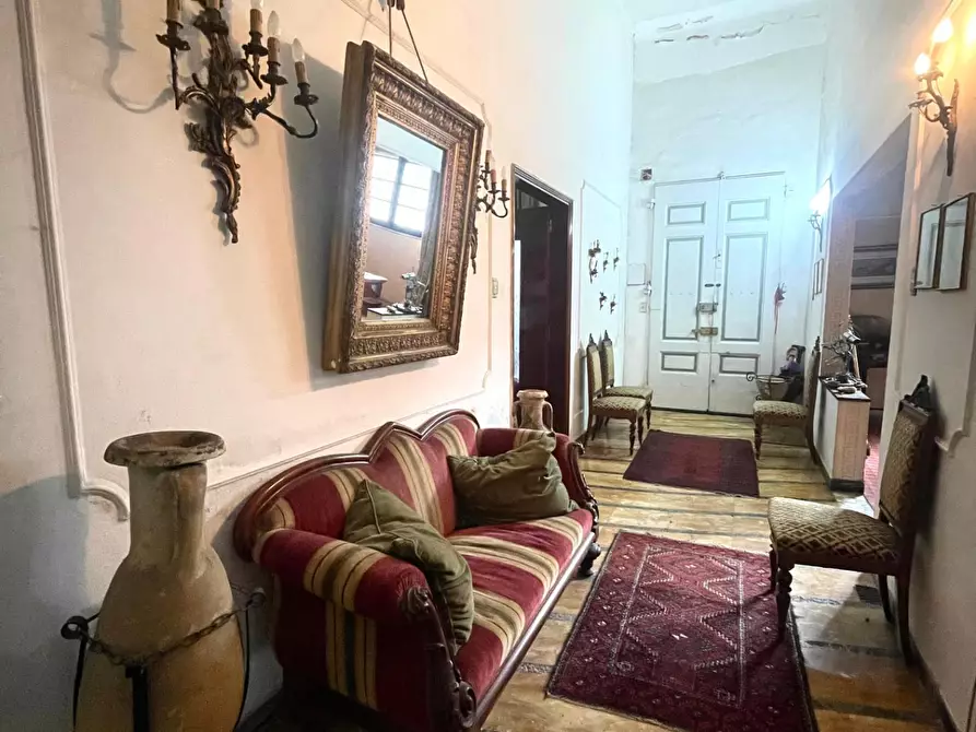 Immagine 8 di Villa in vendita  a Livorno