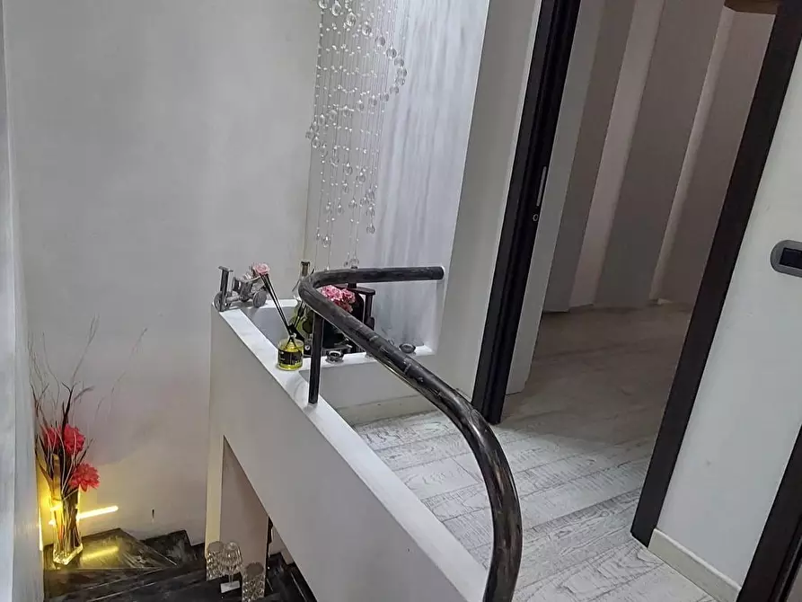 Immagine 11 di Casa indipendente in vendita  a Livorno