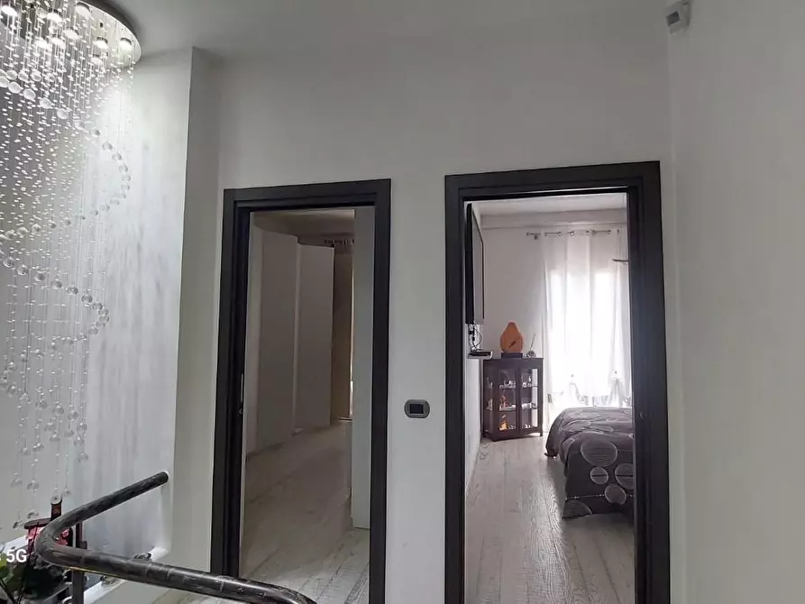 Immagine 9 di Casa indipendente in vendita  a Livorno