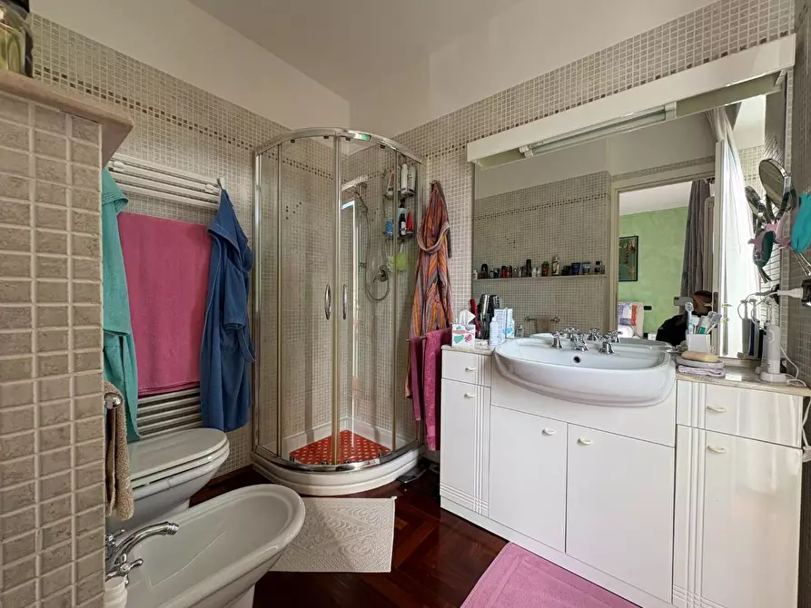 Immagine 59 di Villetta a schiera in vendita  a Calci