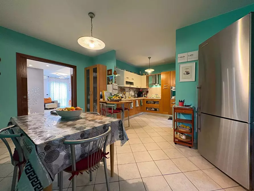 Immagine 39 di Villetta a schiera in vendita  a Calci