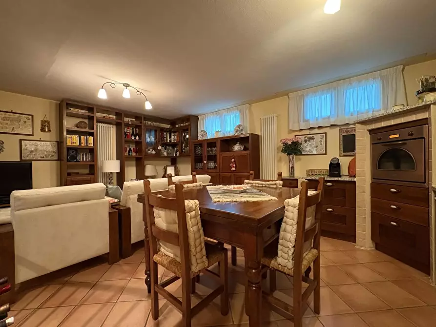 Immagine 80 di Villetta a schiera in vendita  a Calci