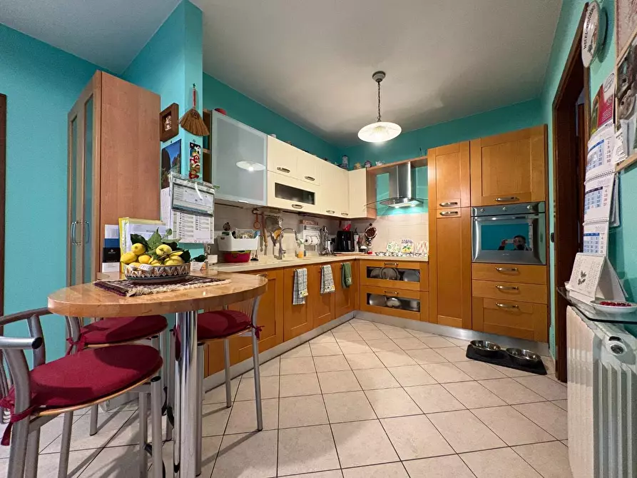 Immagine 38 di Villetta a schiera in vendita  a Calci